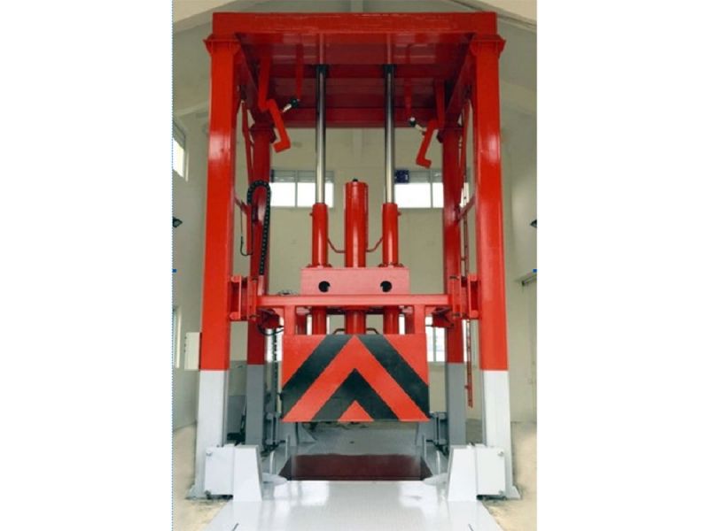 三缸四柱垂直壓縮設備（bèi）